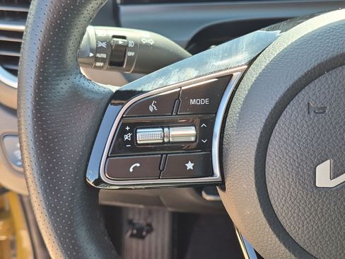 Certified 2024 Kia Seltos SX AWD/4WD image 16
