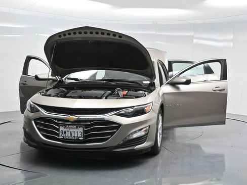 New 2024 Chevrolet Malibu LT FWD image 36