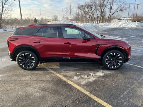 Used 2025 Chevrolet Blazer EV RS w/ Super Cruise Package image 7