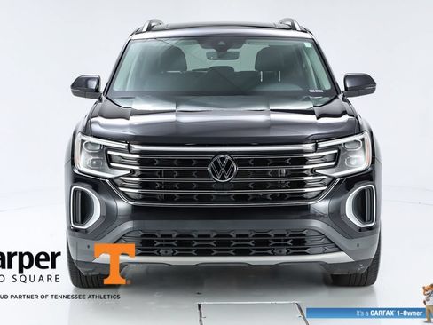 Used 2024 Volkswagen Atlas SE FWD image 16