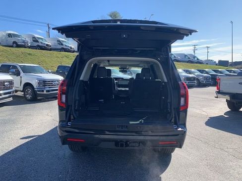 New 2025 Ford Expedition Active RWD image 9