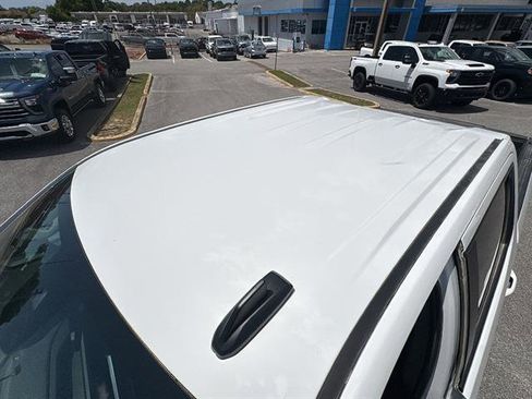 Used 2025 Chevrolet Silverado 1500 LT image 12