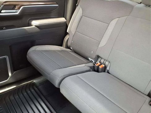 Used 2025 Chevrolet Silverado 1500 LT w/ Safety Package AWD/4WD image 16
