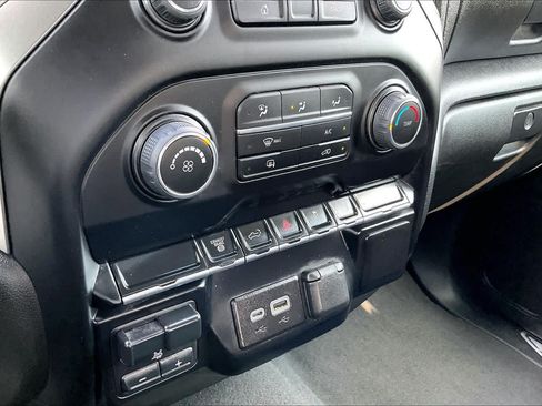 Used 2023 Chevrolet Silverado 2500 LT AWD/4WD image 34