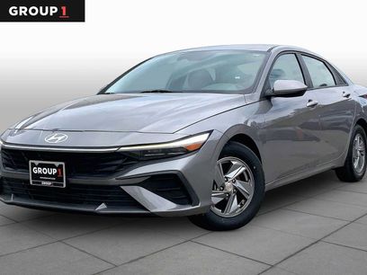 Used 2024 Hyundai Elantra SE