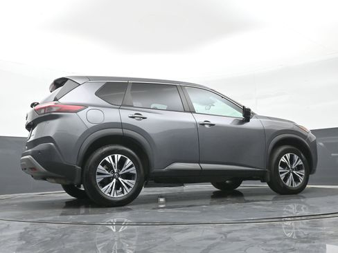 Used 2022 Nissan Rogue SV AWD/4WD image 39