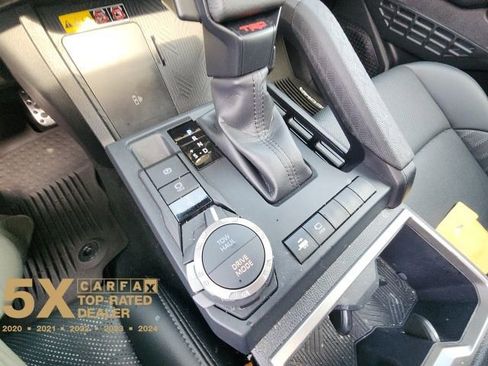 Used 2025 Toyota Tacoma TRD Sport w/ TRD Sport Premium Package image 29