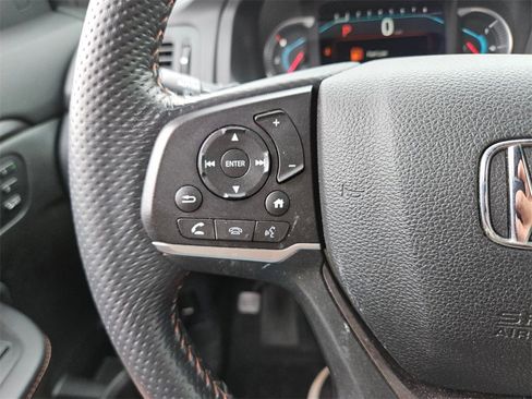 Used 2022 Honda Pilot TrailSport image 24
