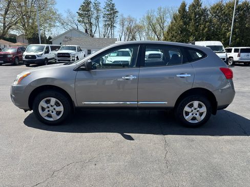 Used 2014 Nissan Rogue S image 6