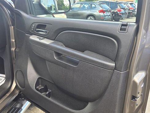 Used 2013 Chevrolet Silverado 1500 LTZ w/ LTZ Plus Package image 22