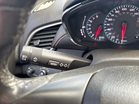 Used 2018 Chevrolet Trax LT w/ Driver Confidence Package image 18