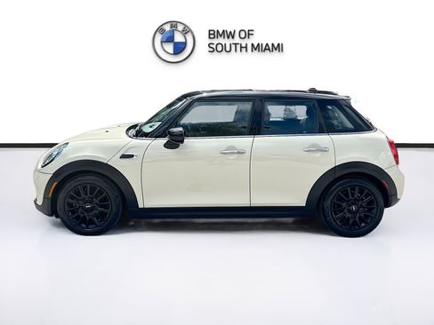 Used 2020 MINI Cooper 4-Door Hardtop w/ Storage Package image 4