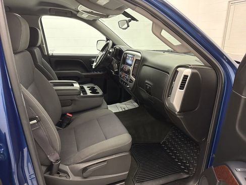 Used 2015 GMC Sierra 1500 SLE w/ SLE Value Package image 39