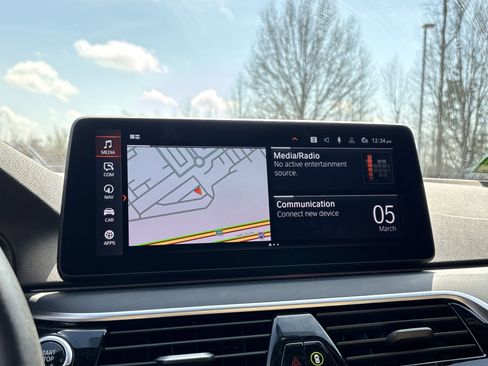 Certified 2023 BMW 530i 530i w/ Premium Package image 25