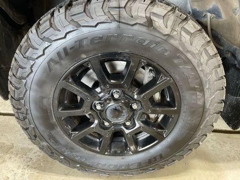 Used 2016 Toyota Tundra TRD Pro AWD/4WD image 10