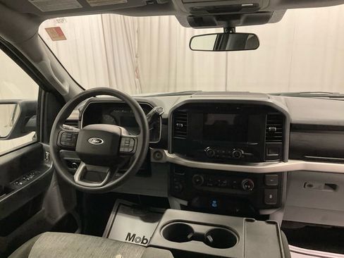 Used 2023 Ford F150 XLT image 2