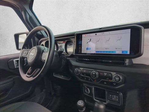 Used 2024 Jeep Gladiator Sport image 29