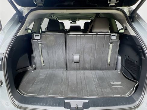 Certified 2022 Toyota Highlander LE image 23