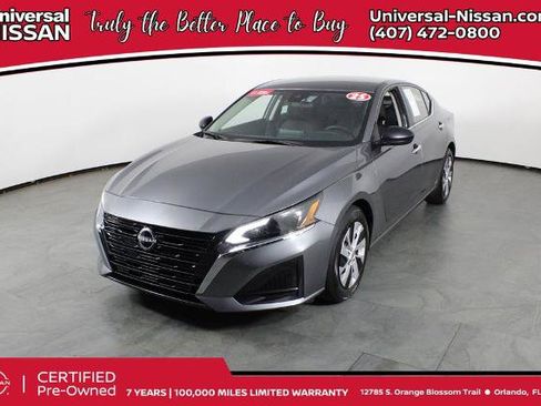 Certified 2025 Nissan Altima 2.5 S FWD image 1