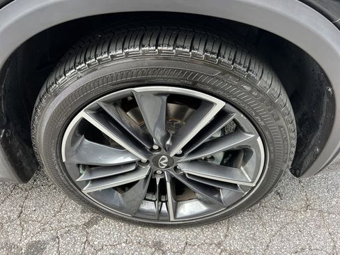 Used 2024 INFINITI QX50 Sport image 10