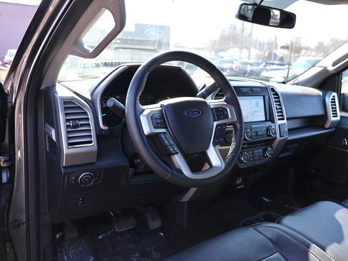 Used 2016 Ford F150 Lariat image 17