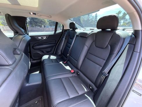 Used 2022 Volvo S60 T8 Inscription w/ Advanced Package AWD/4WD image 5