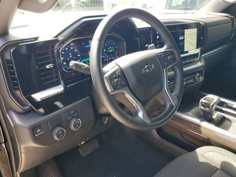 Certified 2025 Chevrolet Silverado 1500 RST image 17