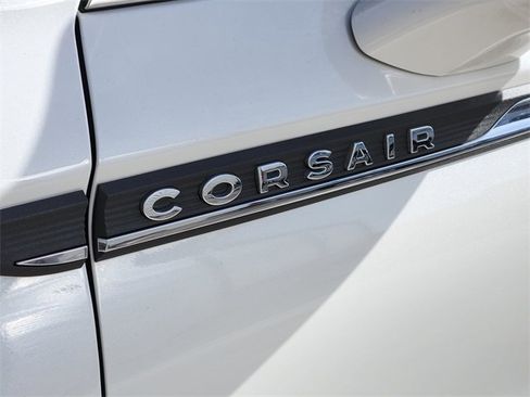 Used 2023 Lincoln Corsair FWD image 14