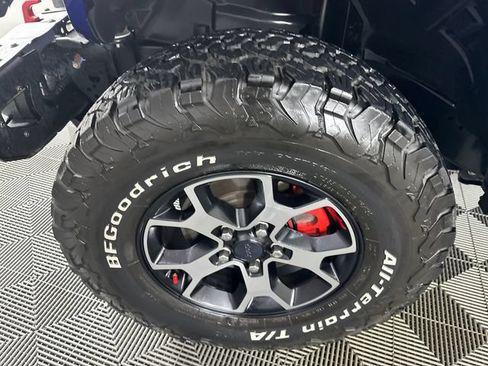 Certified 2020 Jeep Wrangler Unlimited Rubicon AWD/4WD image 2