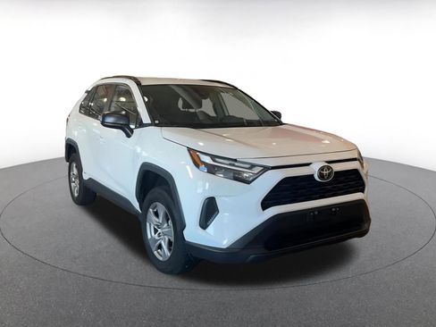 Used 2025 Toyota RAV4 LE image 3