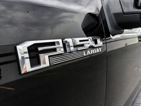 Used 2017 Ford F150 4x4 SuperCrew image 2