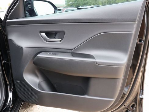 New 2026 Hyundai Kona Limited image 9