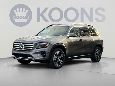 Used 2026 Mercedes-Benz GLB 250 4MATIC image 1