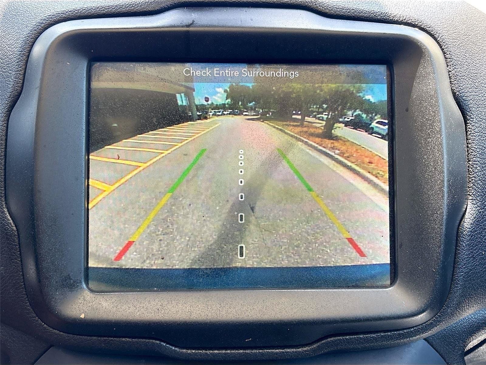 Used 2018 Jeep Renegade Trailhawk w/ UConnect 8.4 Nav Group AWD/4WD image 14