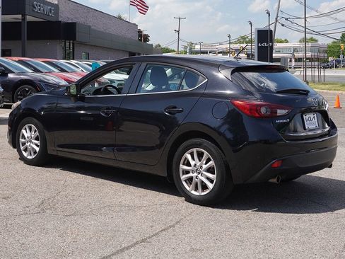 Used 2016 MAZDA MAZDA3 i Touring FWD image 7