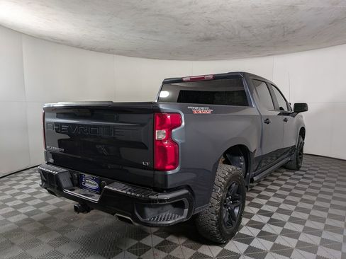 Used 2021 Chevrolet Silverado 1500 LT Trail Boss image 7