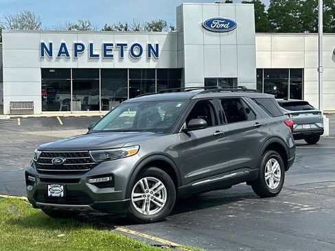 Certified 2023 Ford Explorer XLT w/ Equipment Group 202A AWD/4WD image 1
