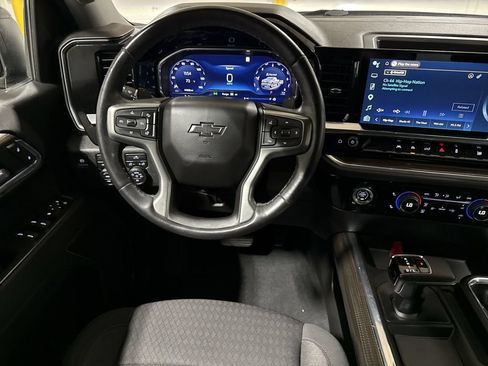 Used 2022 Chevrolet Silverado 1500 RST w/ Protection Package AWD/4WD image 11
