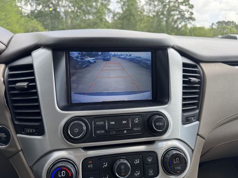 Used 2016 GMC Yukon XL SLT w/ Open Road Package image 12