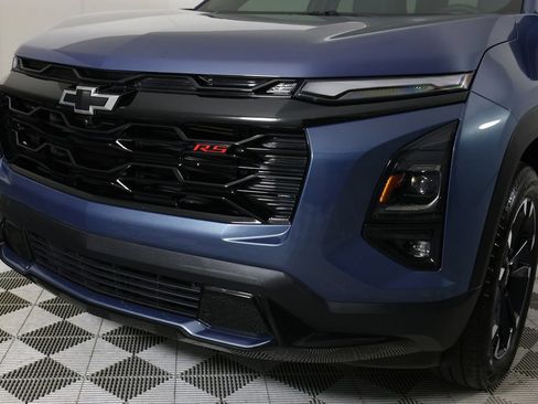 Used 2025 Chevrolet Equinox RS w/ Safety and Technology Package FWD image 37