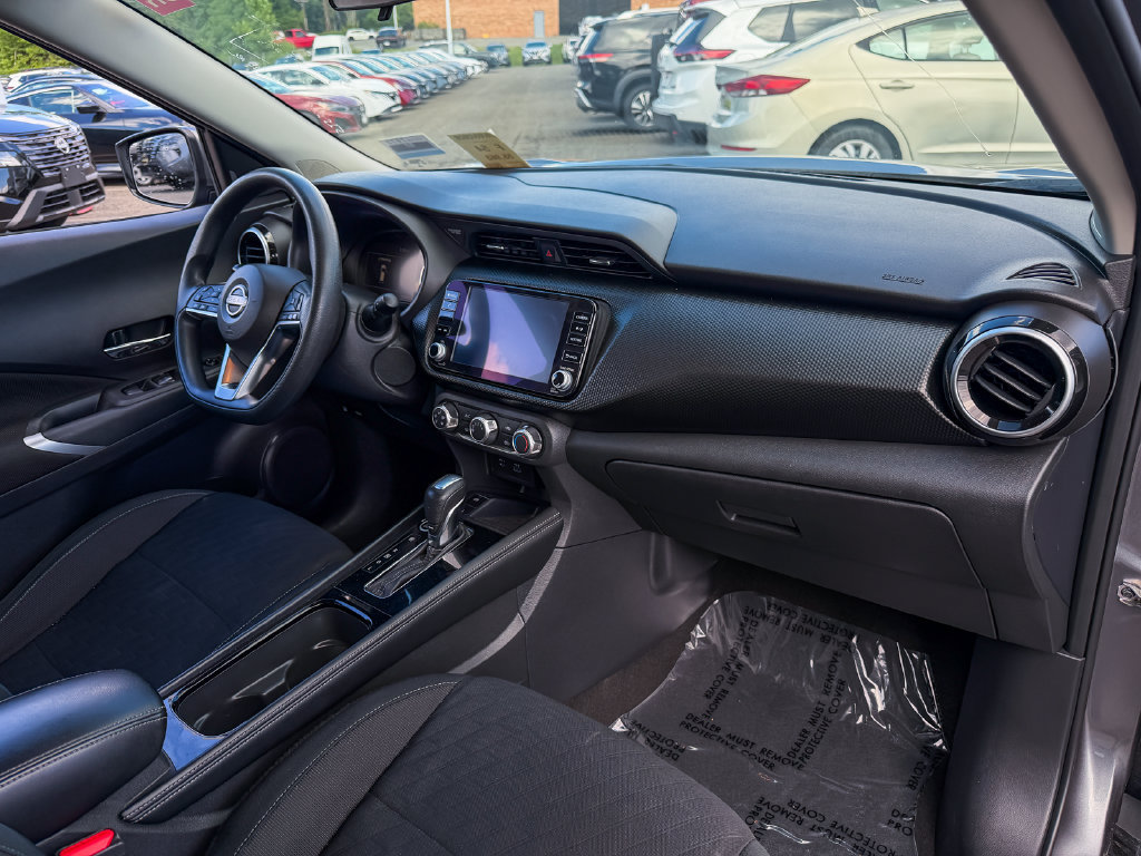 Certified 2024 Nissan Kicks SV FWD image 10