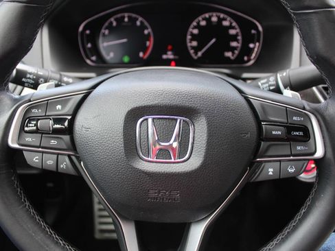 Used 2019 Honda Accord Sport image 12