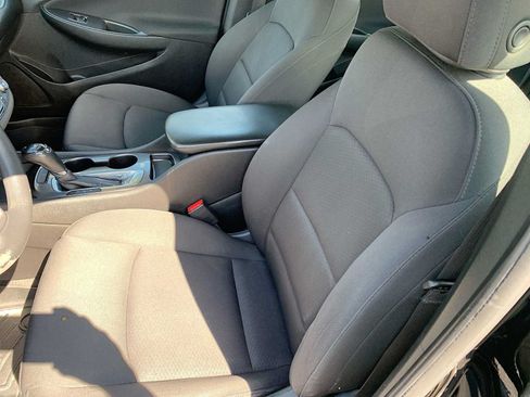 Used 2018 Chevrolet Malibu LS FWD image 18