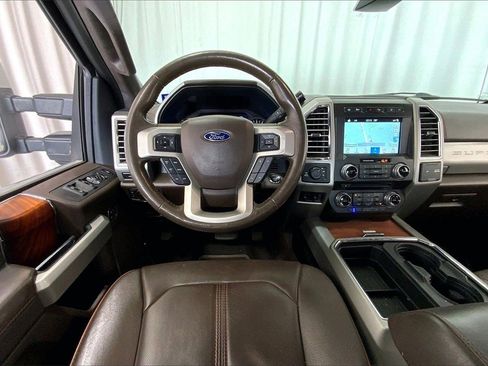 Used 2017 Ford F250 King Ranch w/ King Ranch Ultimate Package image 14