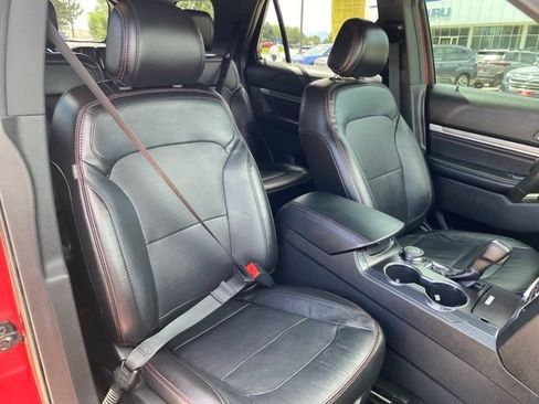Used 2017 Ford Explorer Sport w/ Equipment Group 401A AWD/4WD image 9