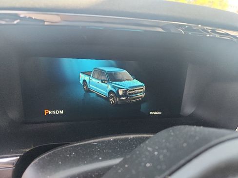 Used 2021 Ford F150 Lariat w/ Equipment Group 502A High AWD/4WD image 22