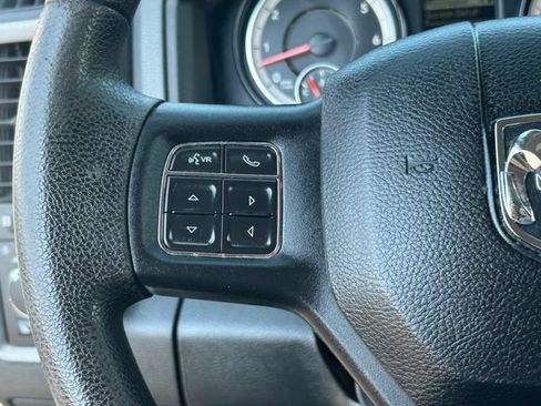 Used 2017 RAM 1500 Express AWD/4WD image 18