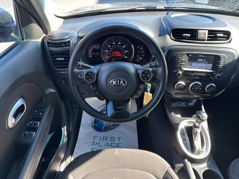 Used 2019 Kia Soul image 16
