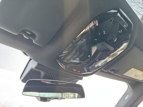 Certified 2025 BMW 530i xDrive image 23