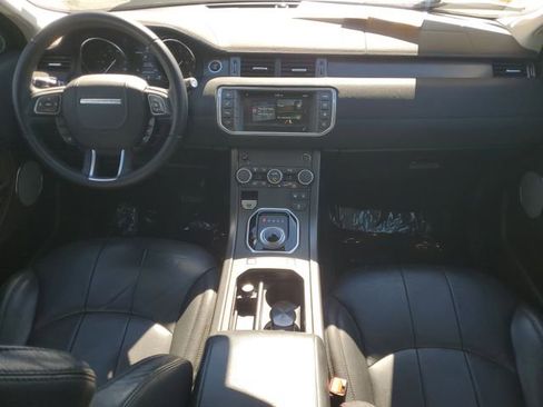Used 2019 Land Rover Range Rover Evoque SE image 8